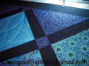 detail-quilt-bleu-losanges-set-on-point